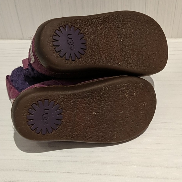 Purple Uggs - Picture 4 of 4